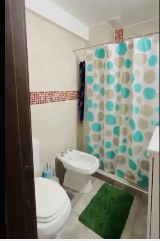 DEPARTAMENTO CON BALCON PILETA Y COCHERA