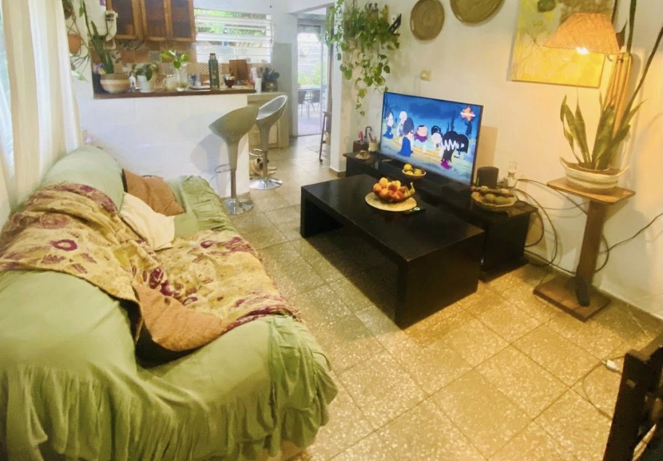 CASA DE 3 DOR 2 BAÑOS COCHERA PILETA