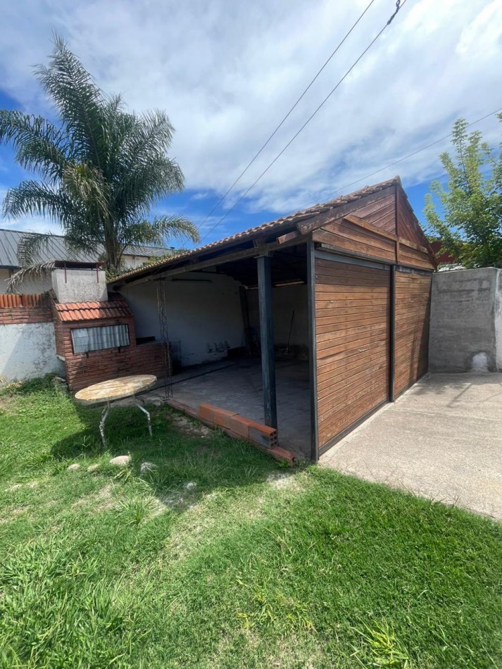 CASA DE 3 DOR 2 BAÑOS PATIO COCHERA GAS NAT  ESCRITUTA