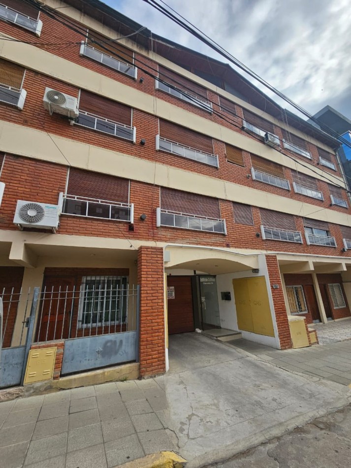 DEPARTAMENTO CONTRAFRENTE CENTRICO 1 DOR GAS NATURAL 