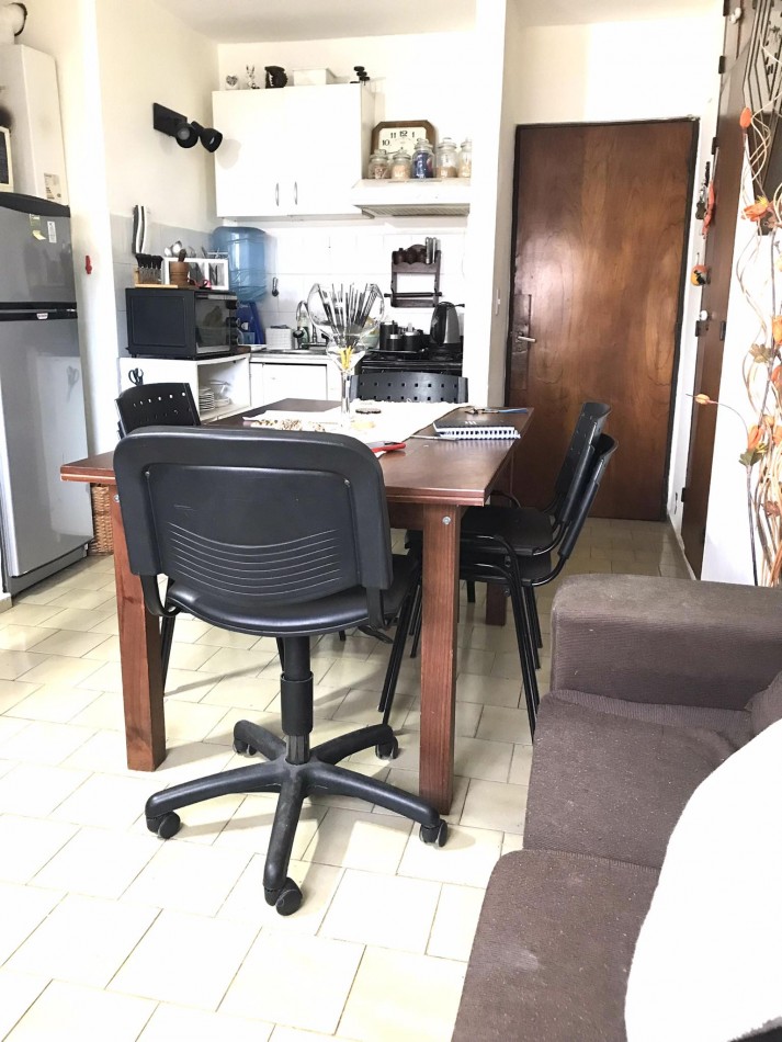 DEPARTAMENTO EN GALERIA PLENO CENTRO