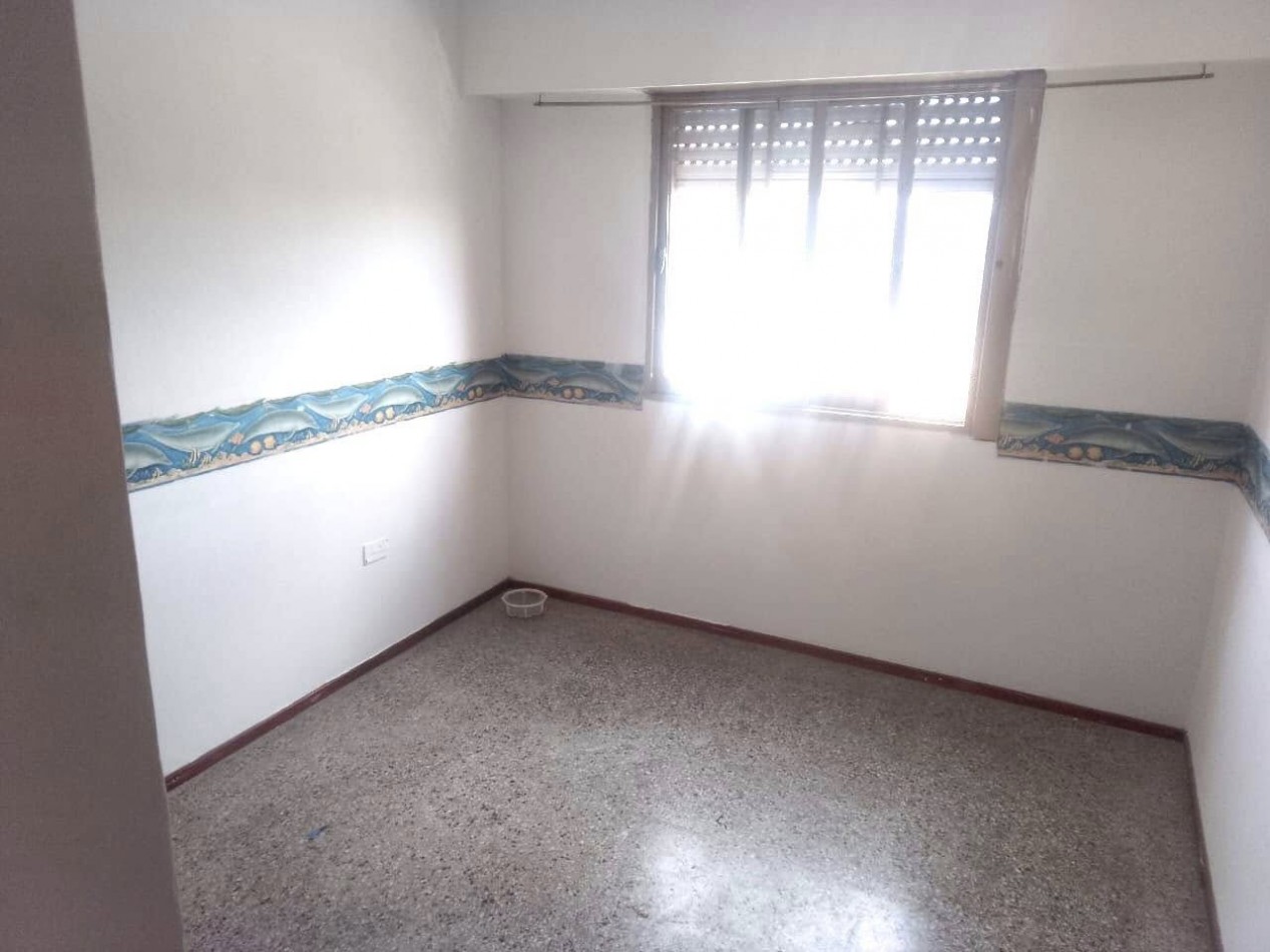 DEPTO BALCON A LA CALLE 2 DOR