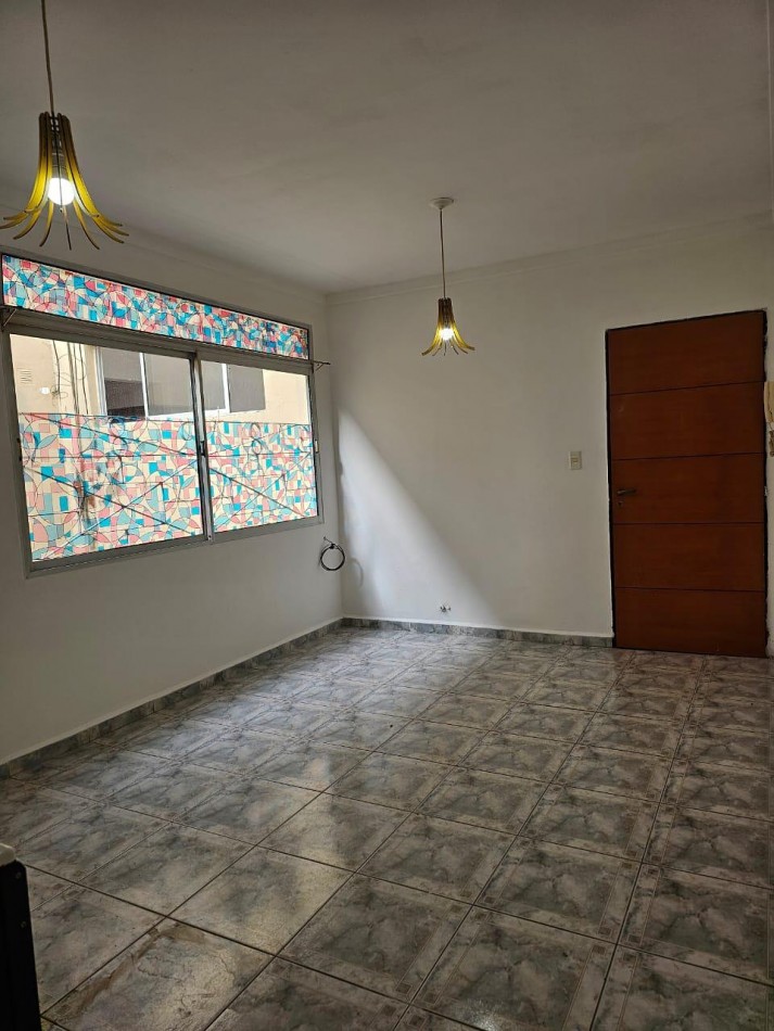 DEPARTAMENTO EN EL CENTRO CON ESCRITURA