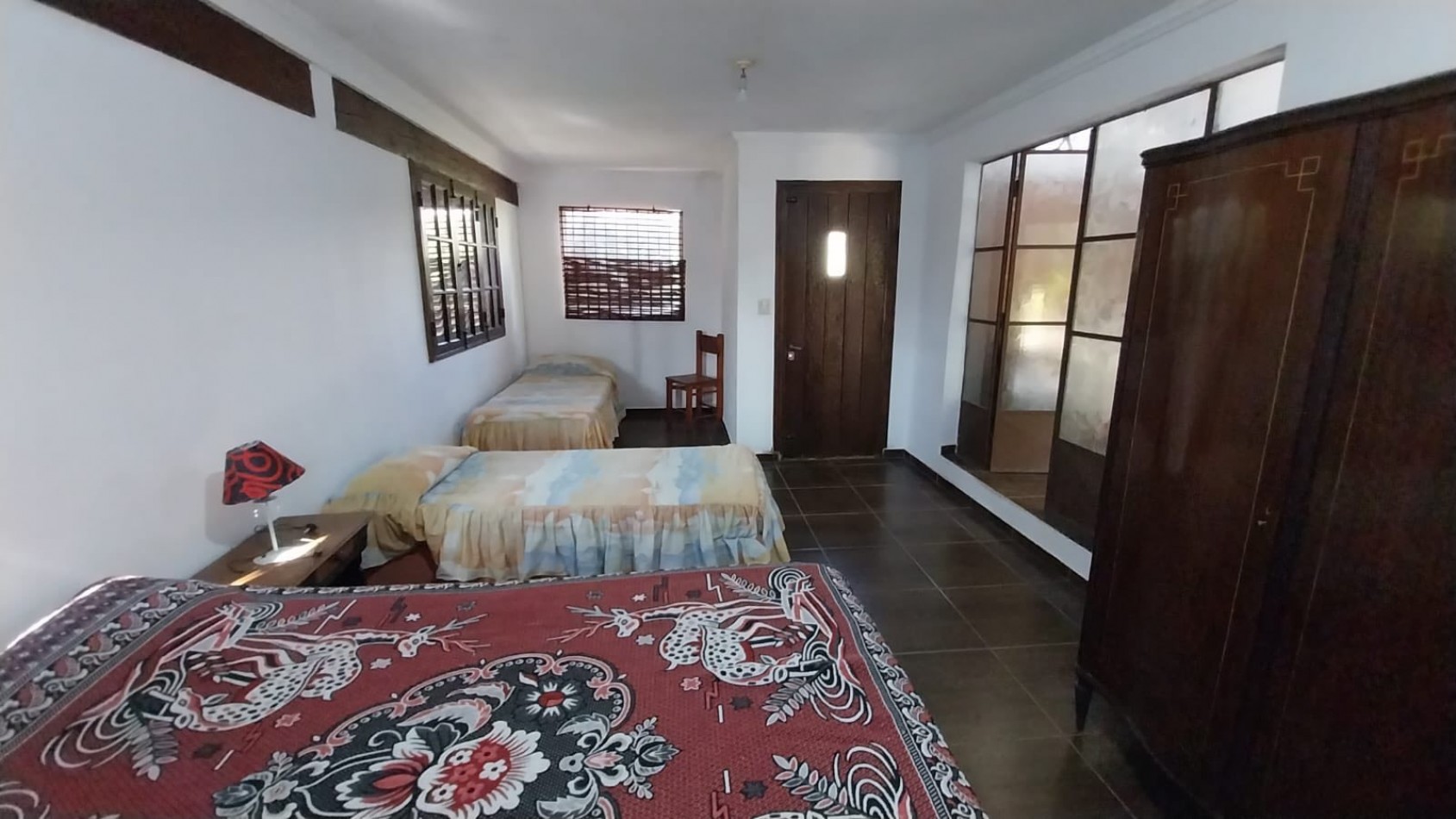 CASA CON PATIO EN PH EN OPORTUNIDAD