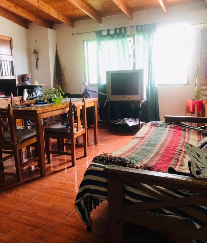 Departamneto con cochera y gas natural calle Jose Ingenieros