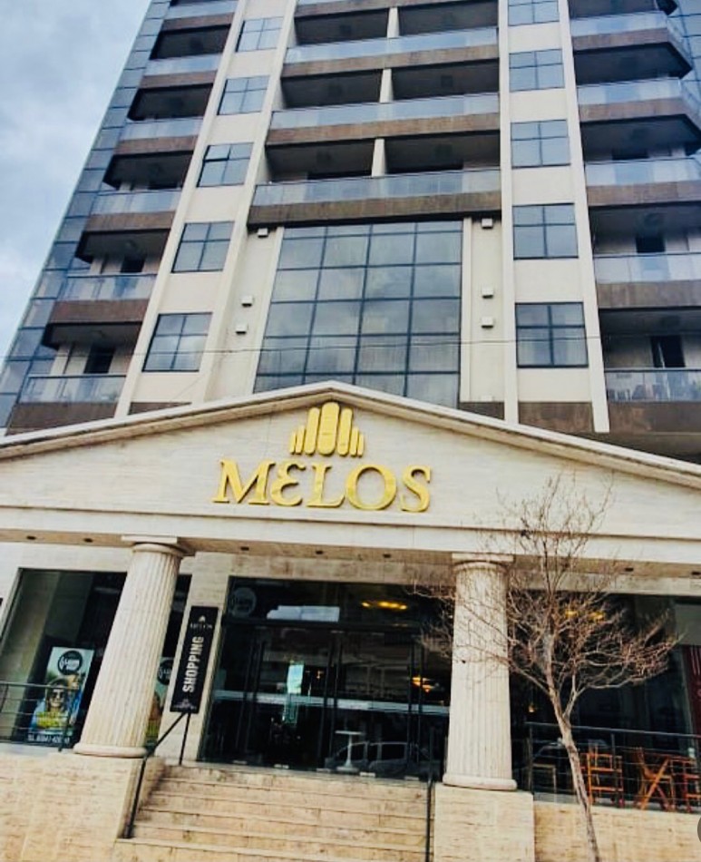 LOCAL EN GALERIA MELOS