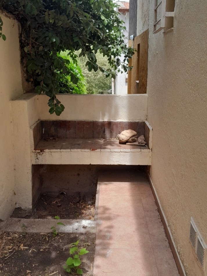 DEPARTAMENTO PATIO CON ASADOR COCHERA 1 DOR