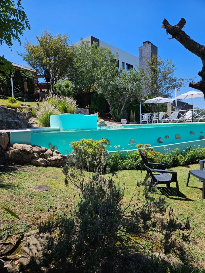 Complejo de 5 Cabañas listas para trabajar