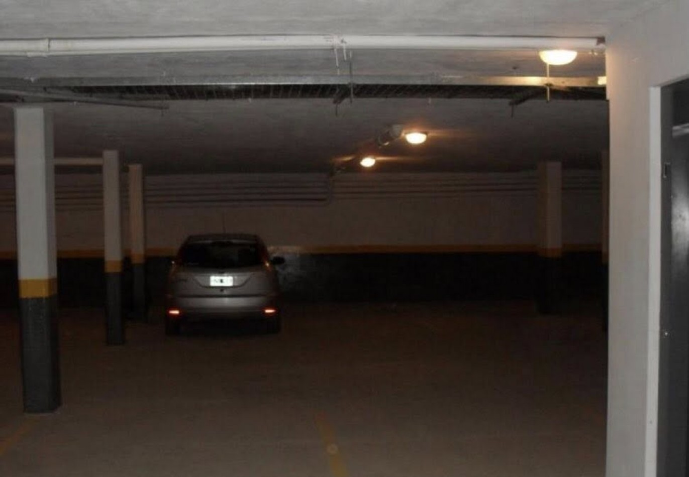 DEPARTAMENTO DE CALIDAD CON SUM GRANDE ,PILETA Y COCHERA 