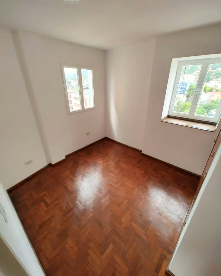 Departamento en VENTA 2 dormitorios sobre Av. Libertad