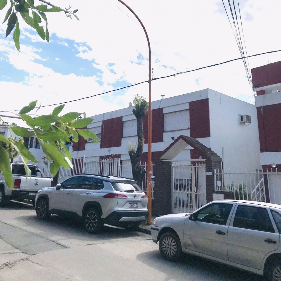 DEPARTAMENTO A LA CALLE AMOBLADO CENTRO
