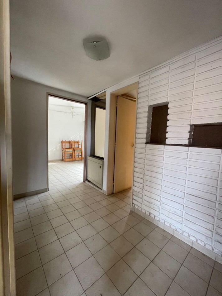 CASA A REFACCIONAR CENTRICA