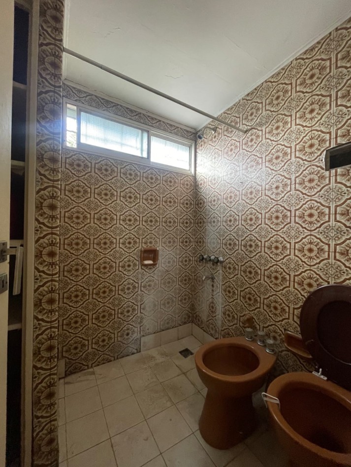 CASA A REFACCIONAR CENTRICA