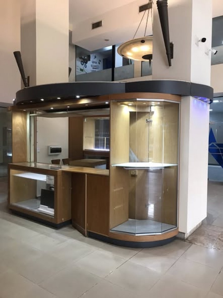 LOCAL EN TORRE MELOS 