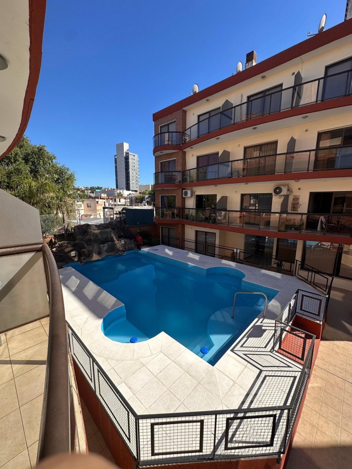 DEPARTAMENTO CON BALCON AMOBLADO COCHERA 