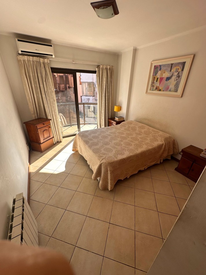 DEPARTAMENTO CON BALCON AMOBLADO COCHERA 