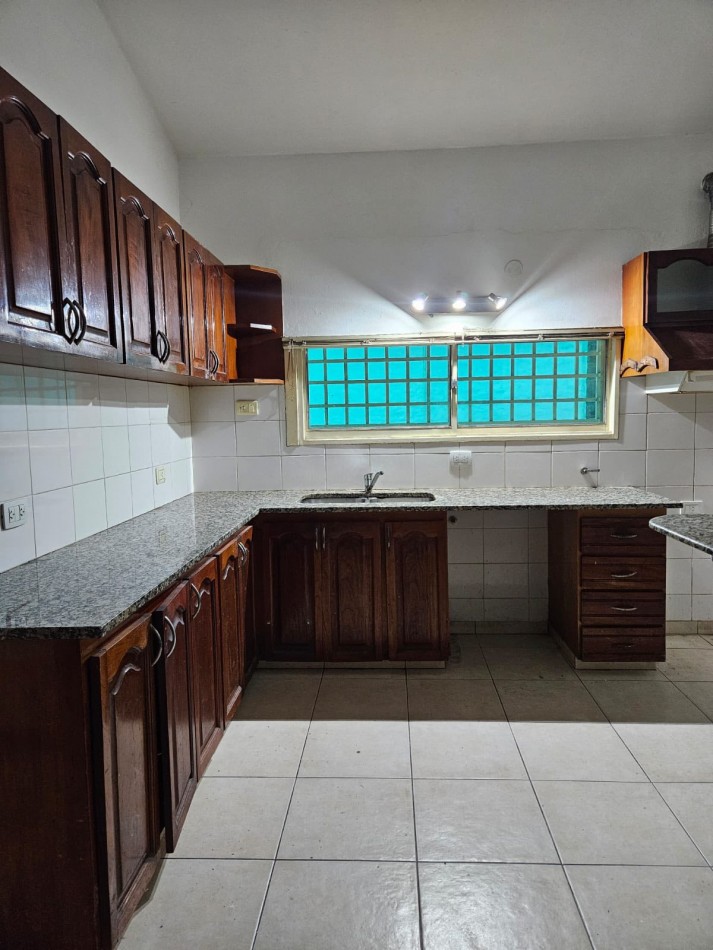 Casa 3 dormitorios en Barrio Jose Muñoz