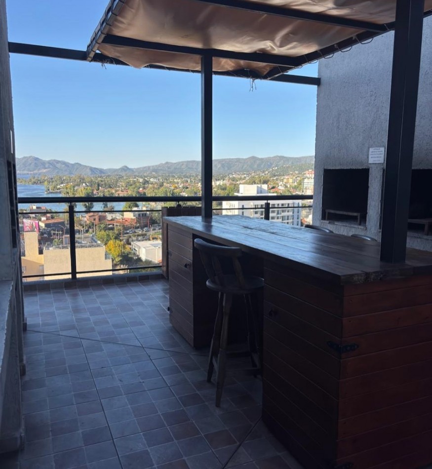 DEPARTAMENTO CON BALCON VISTA MIRALEJOS 9