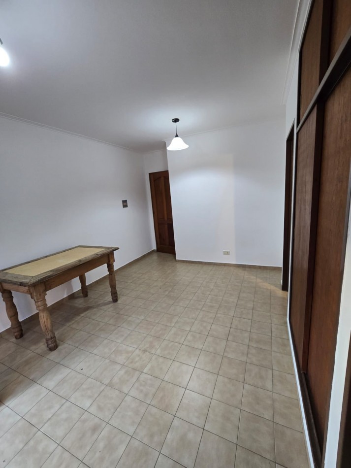 DEPARTAMENTO CON TERRAZA PROPIA 
