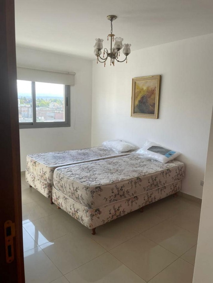 DEPARTAMENTO DE CATEGORIA CON BALCON COCHERA SUM
