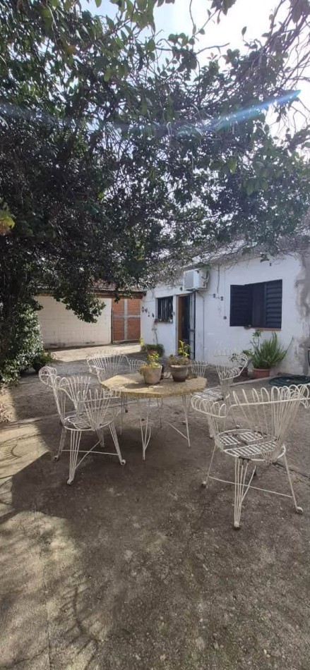 CASA DE 3 DOR PATIO COCHERA GAS NATURAL