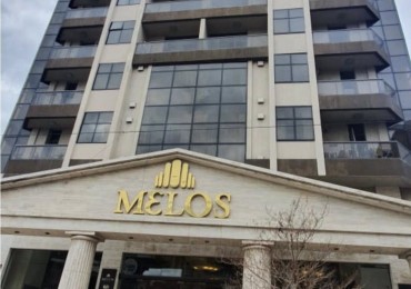 DEPARTAMENTO EN MELOS AMOBLADO