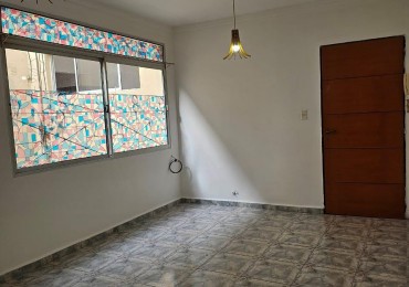 DEPARTAMENTO EN EL CENTRO CON ESCRITURA