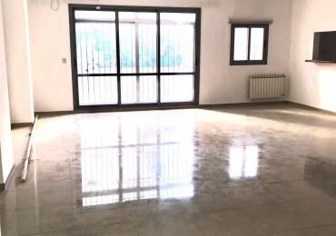 DEPARTAMENTO DE 200M CUB CON 200M DE PATIO PLENO CENTRO ACEPTO VEHICULOS 